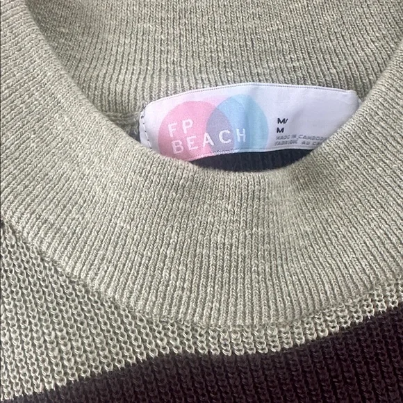 Malibu surf sweater set - Picture 3 of 5